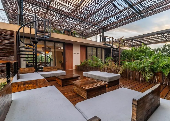 Exclusive Penthouse With Private Plunge Pool And Terrace Ferienhaus