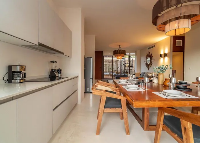 Exclusive Penthouse With Private Plunge Pool And Terrace Ferienhaus
