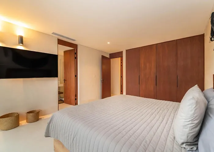 Exclusive Penthouse With Private Plunge Pool And Terrace Ferienhaus